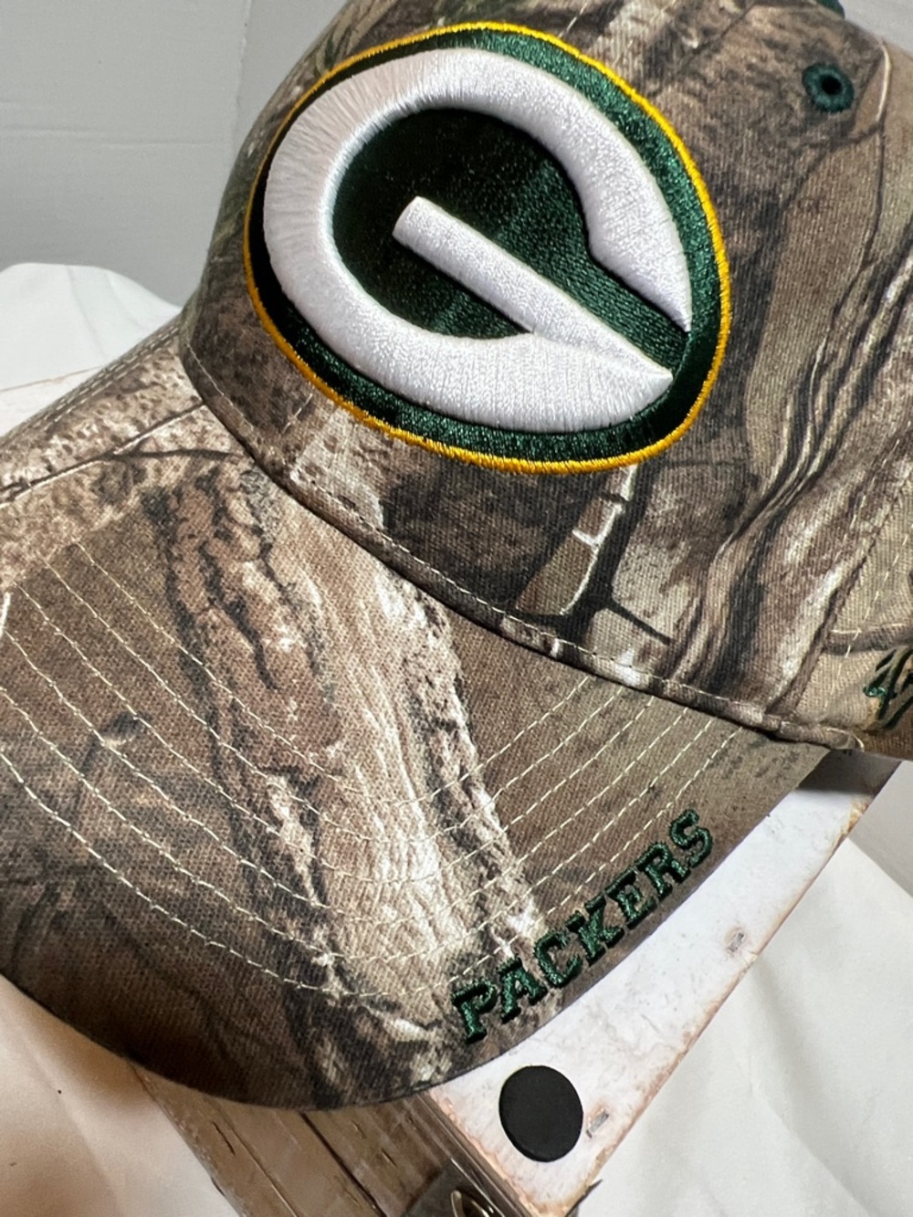 47 Brand Green Bay Packers Camo Hat with Green and Brown Accents - Picture 5 of 5